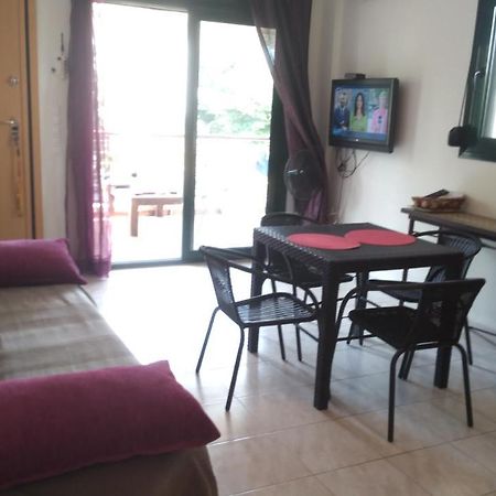 Garden Maisonnette 2-Bedrooms Sleeps 6 Adults 200M From Sandy Beach Asprovalta Exterior photo