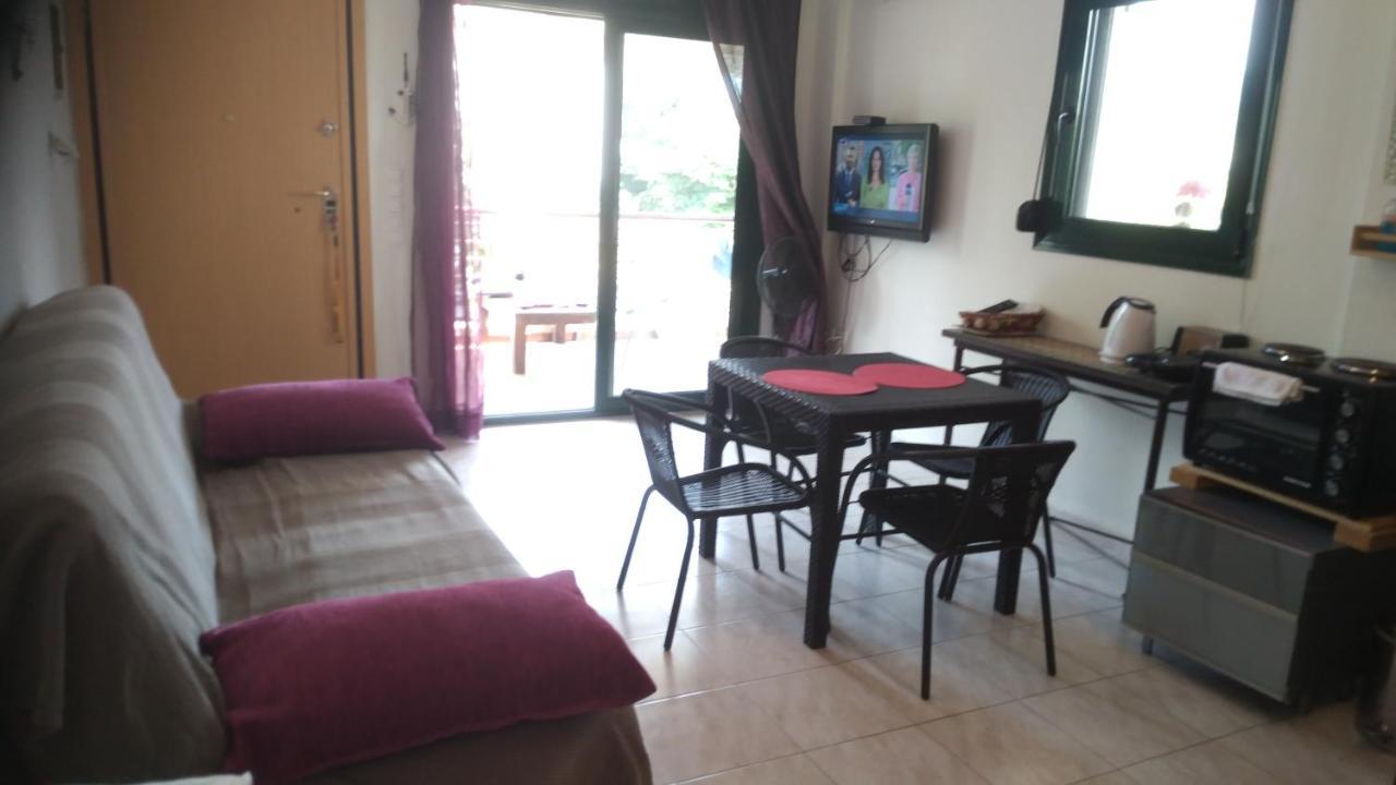 Garden Maisonnette 2-Bedrooms Sleeps 6 Adults 200M From Sandy Beach Asprovalta Exterior photo