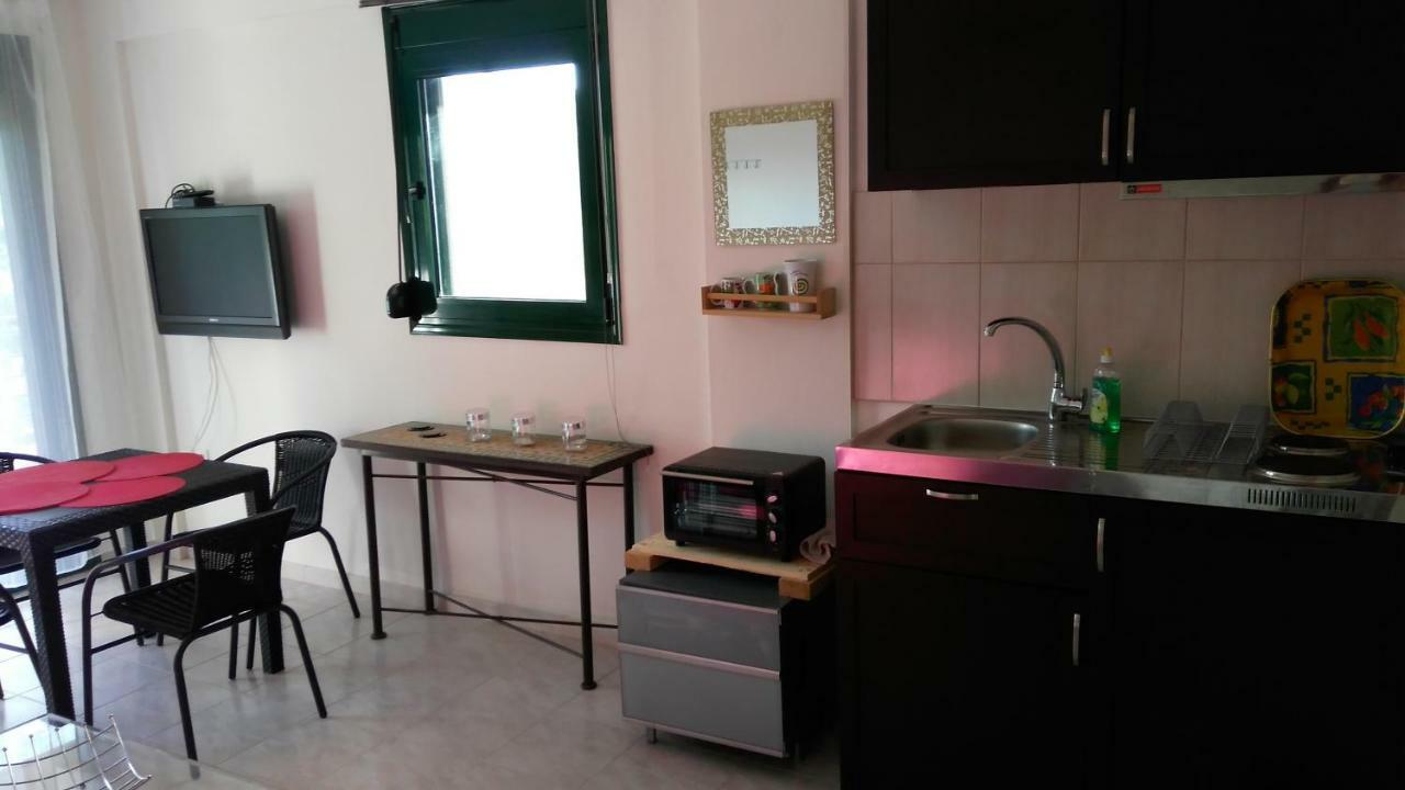 Garden Maisonnette 2-Bedrooms Sleeps 6 Adults 200M From Sandy Beach Asprovalta Exterior photo
